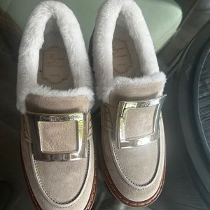 Roger Vivier buckle shearling loafers